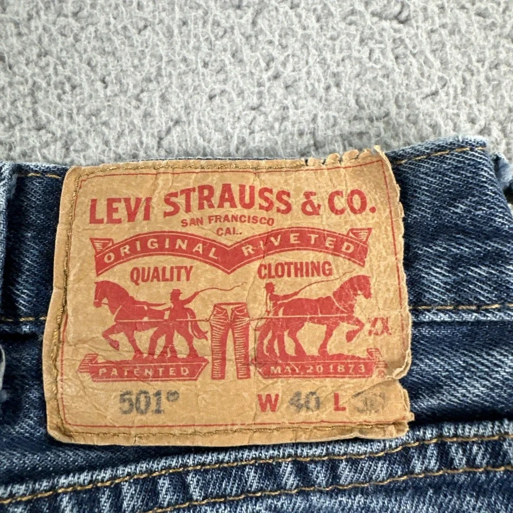 Levi's 501 Button Fly Jeans Men 40x30 Blue Straight Medium Wash Cowboy Preppy‎